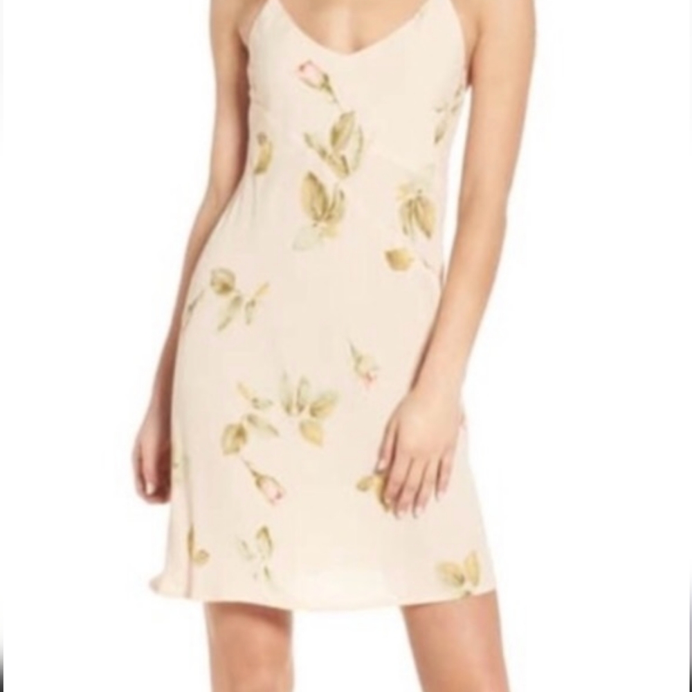 Obey dress size S